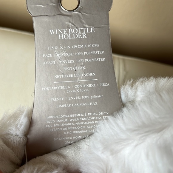 Ugg - Picture 5 of 7